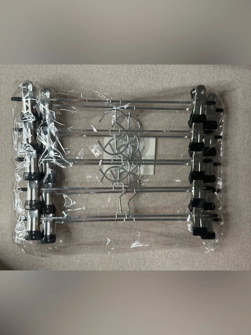 Set of 10 Metal Skirt/Pants Hangers with Clips – New